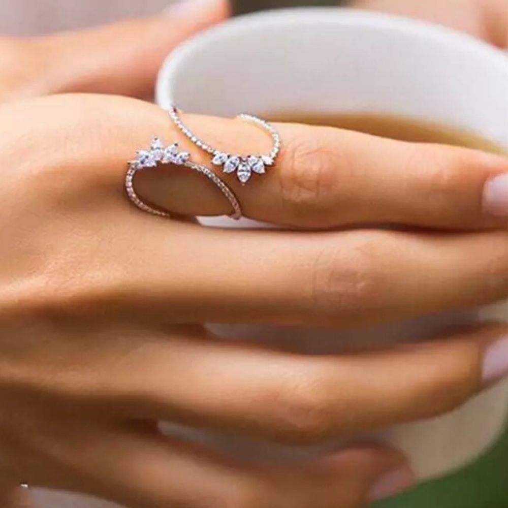 Adjustable Leaf Ring - image 1